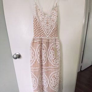 Floral, lace up back midi dress